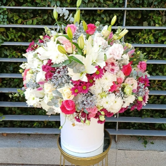 Elegant Bloom Box