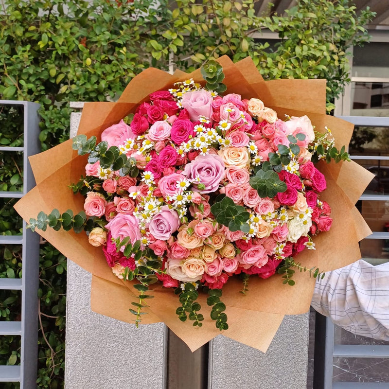 Mixed Rose Delight