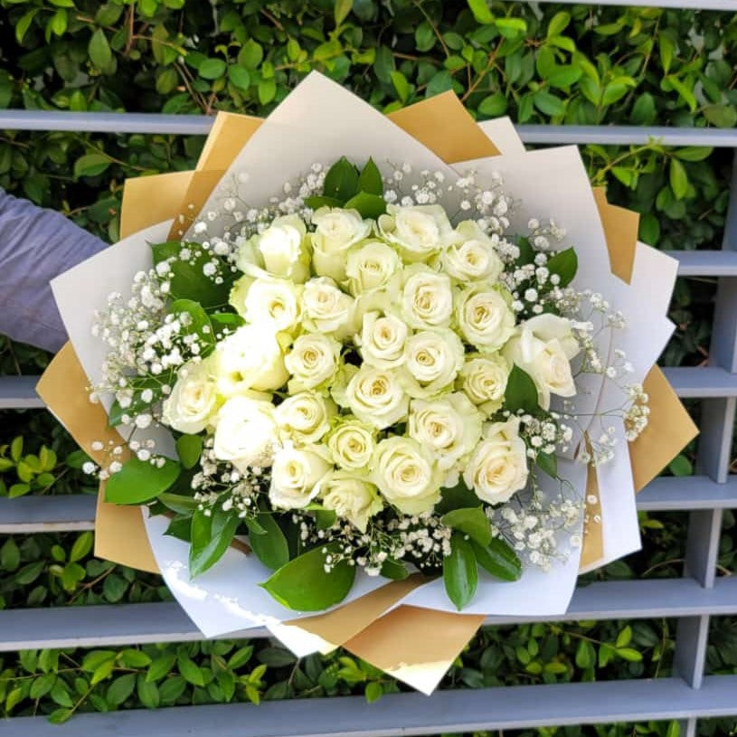 Whispering Snow Bouquet